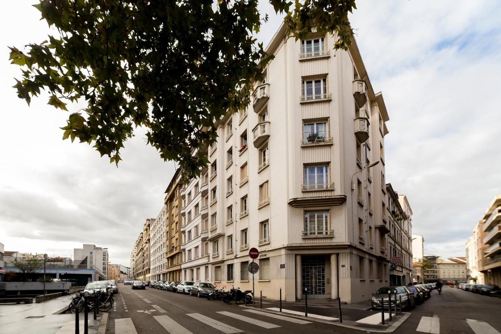 Studio - Proche Metro Ail Lyon Exterior photo